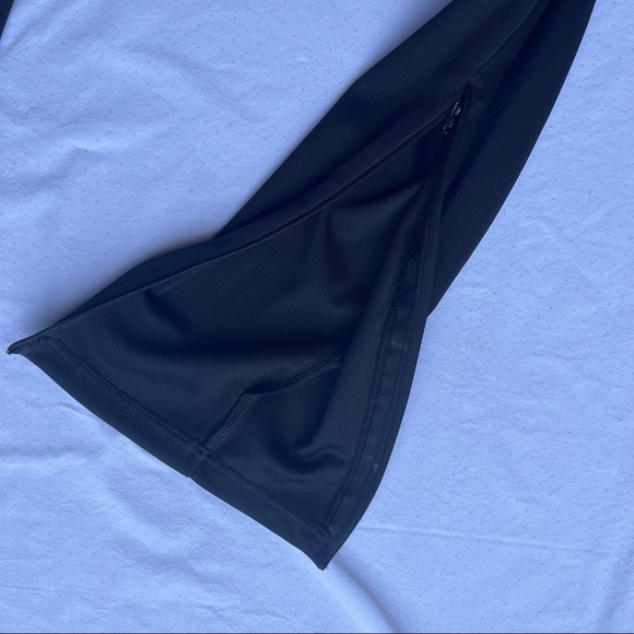 Adidas track pants size small - Picture 3 of 4